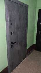 TRUST MASS 90 633 (184 Бетон темный / зеркало)